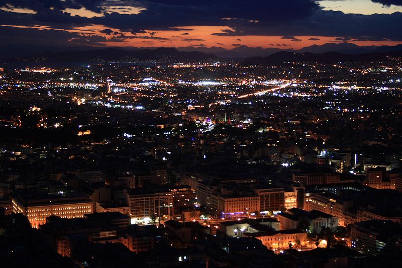 greece0150.JPG - City at night from the Lykavittos Hill