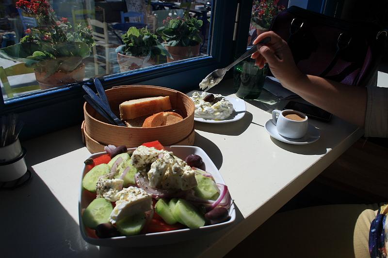 greece0154.JPG - Greek Salad for lunch in Pyrgos