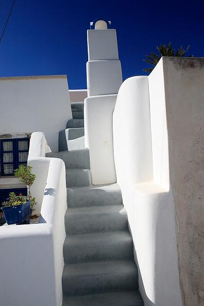 greece0157.JPG - A street of old Pyrgos