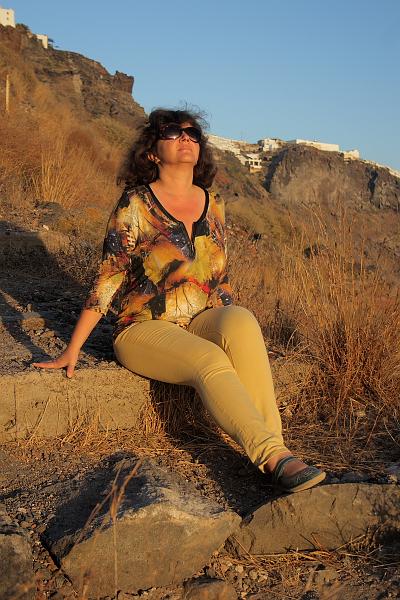 greece0200.JPG - Sunset on the Skaros rock