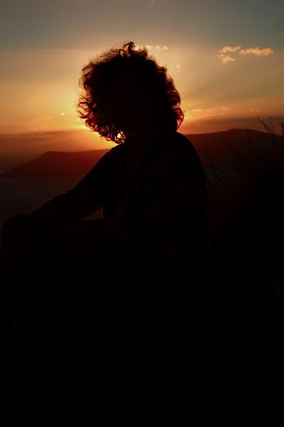 greece0205.JPG - Sunset on the Skaros rock