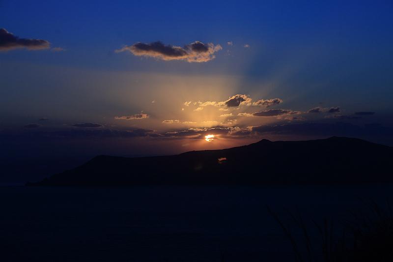 greece0208.JPG - Sunset in Imerovigli