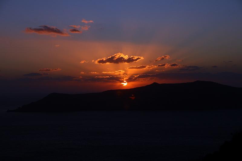 greece0210.JPG - Sunset in Imerovigli