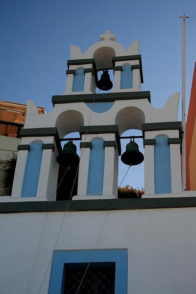 greece0228.JPG - Church in Thira
