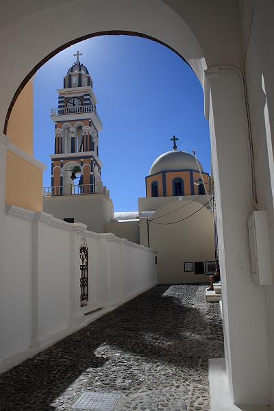 greece0232.JPG - Catholic Church St. John's in Thira
