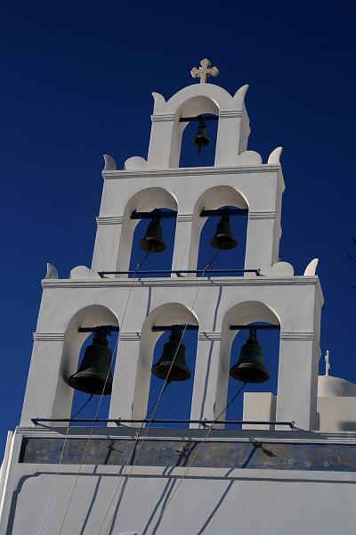 greece0282.JPG - Church of Panagia of Platsani at the Oia Caldera Square