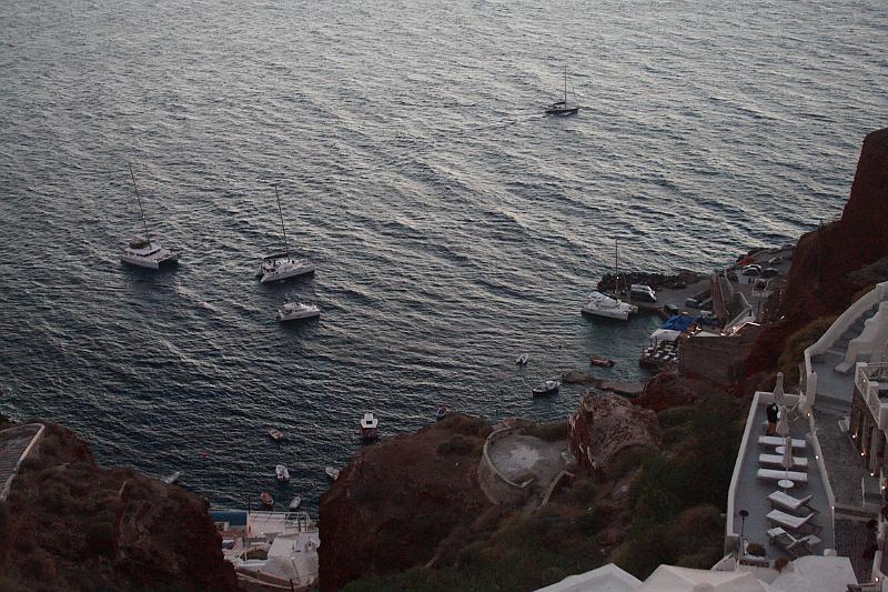 greece0290.JPG - View on Ammoudi port from Oia