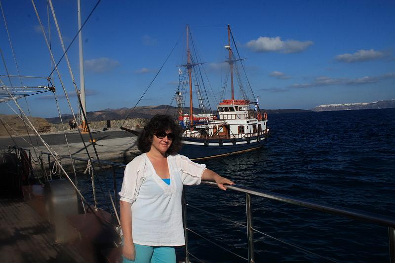 greece0313.JPG - Tour to the Volcano Island