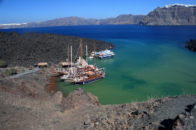 greece0331.JPG - Island of Palea Kameni - hot springs