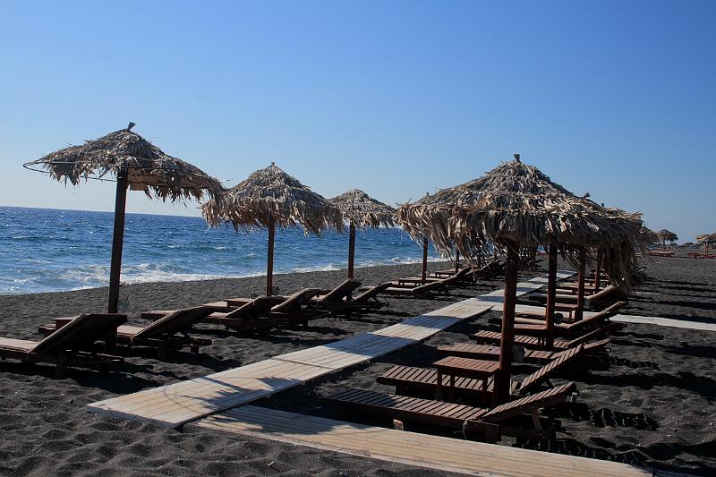greece0411.JPG - Black Sandy Beach in Perissa