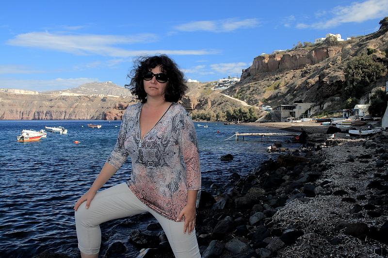 greece0422.JPG - At the Caldera Beach