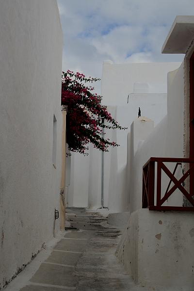 greece0469.JPG - A street in old Emporio