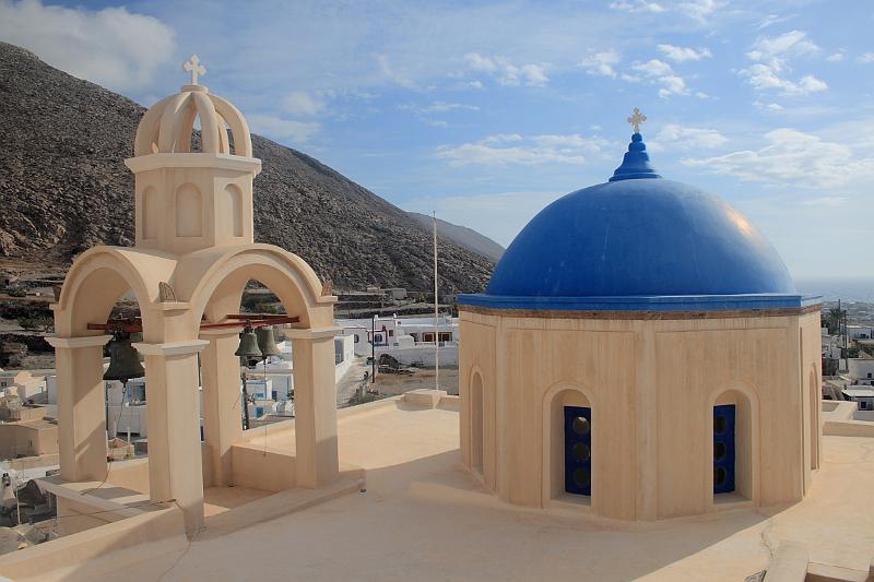 greece0477.JPG - Church in Emporio