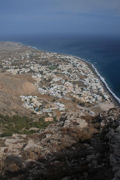 greece0512.JPG - View on Kamari from Ancient Thera