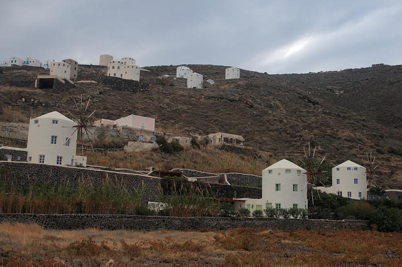 greece0518.JPG - On the road