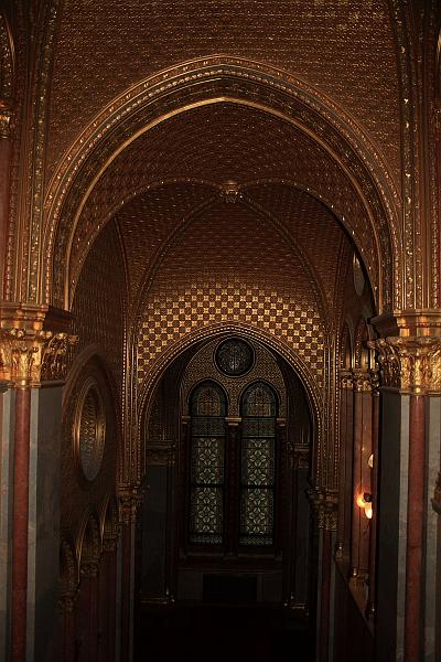 hung022.JPG - Inside the Parliament Building  