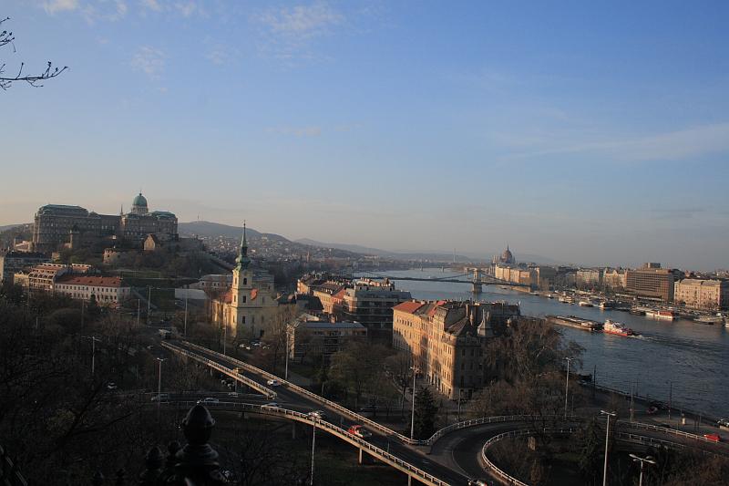 hung082.JPG - View from the Gellert Hill