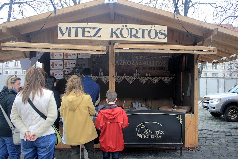 hung096.JPG - Kurtos kalacs booth