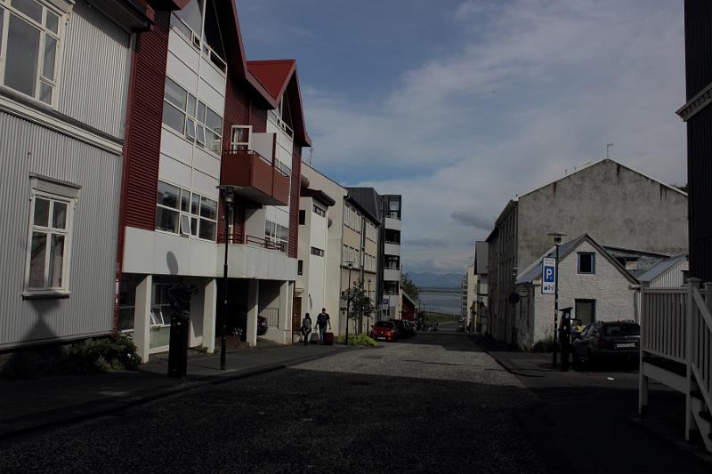 iceland022.JPG - A street in Reykjavik