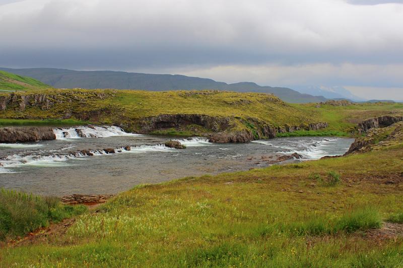 iceland096.JPG - Troll Waterfall