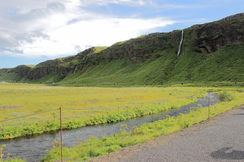 iceland140.JPG - Seljalandsfoss 