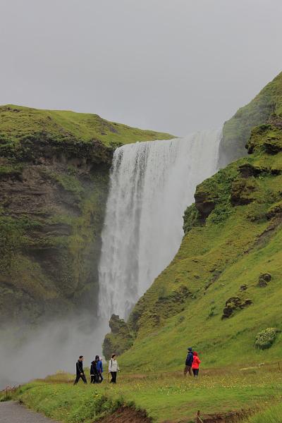 iceland157.JPG -  Skogarfoss 