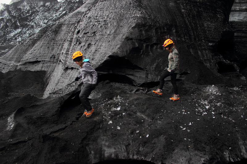 iceland189.JPG - The Ice Cave under volcano Katla