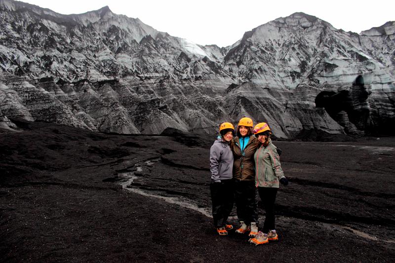 iceland190.JPG - The Ice Cave under volcano Katla