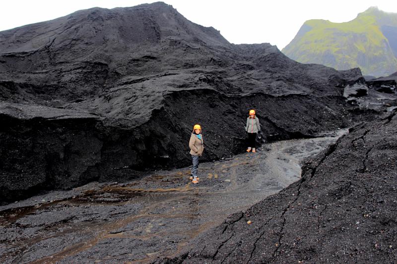 iceland192.JPG - The Ice Cave under volcano Katla