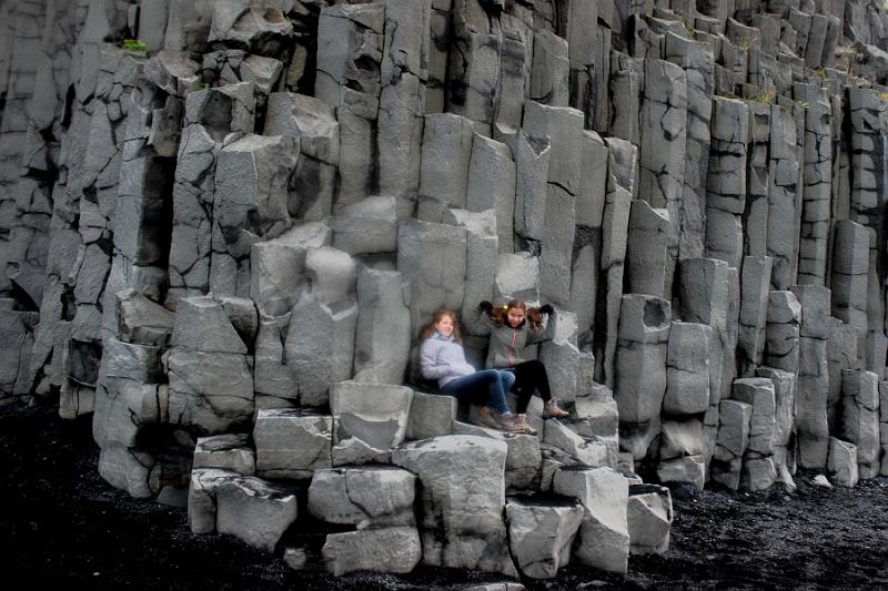 iceland202.JPG - Studlaberg basalt columns on Reynisfjara black sand beach near Vik