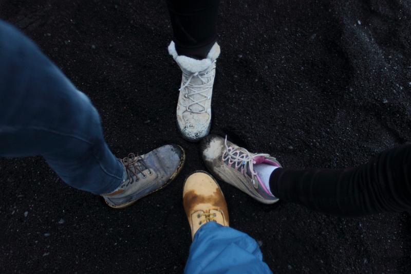 iceland209.JPG - Reynisfjara black sand beach