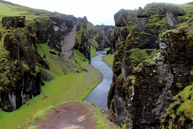 iceland227.JPG - Fjaðrárgljúfur canyon