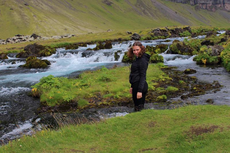 iceland236.JPG - Foss waterfall on the road 1 (the Ring Road)
