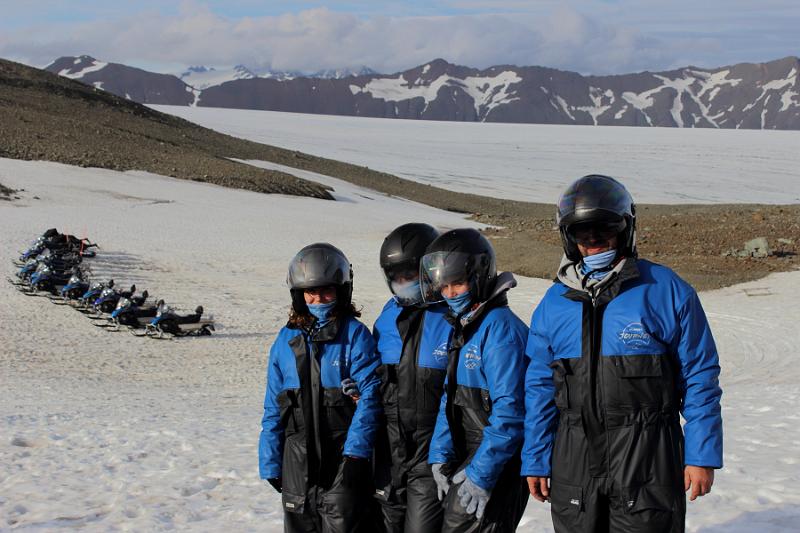 iceland353.JPG - Snowmobile tour in Vatnajokull National Park