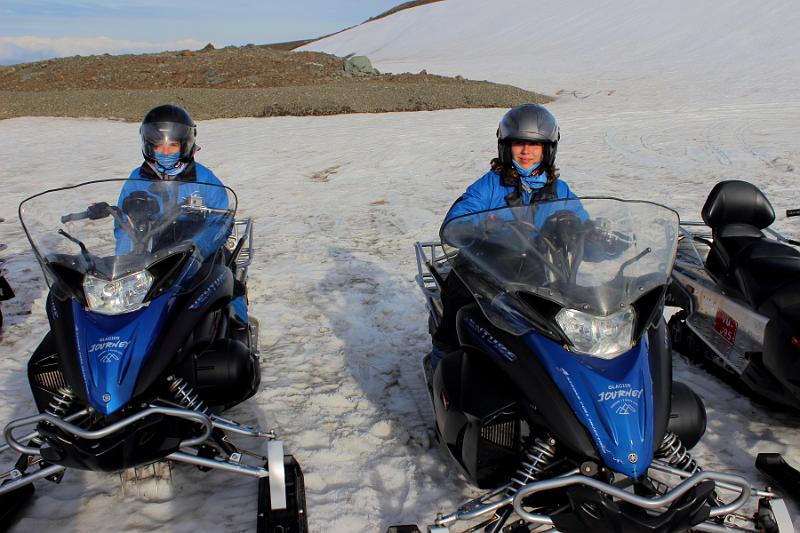 iceland355.JPG - Snowmobile tour in Vatnajokull National Park