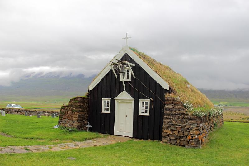 iceland488.JPG - Saurbaejarkirkja - a little turf church located 15 min from Akureyri