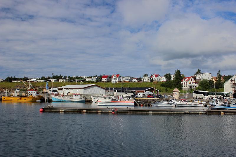 iceland528.JPG - Harbour of Husavik, a fishing village in Northern Iceland