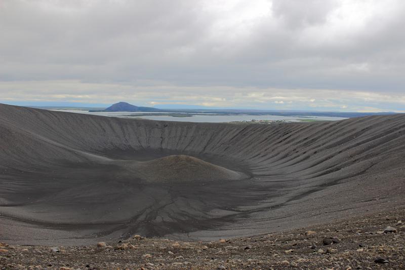 iceland584.JPG - Hverfjall Crater