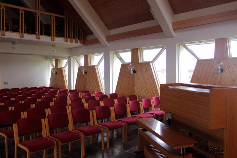 iceland633.JPG - Modern church in Skagaströnd