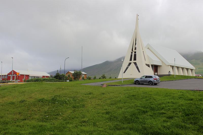 iceland637.JPG - Modern church in Skagaströnd