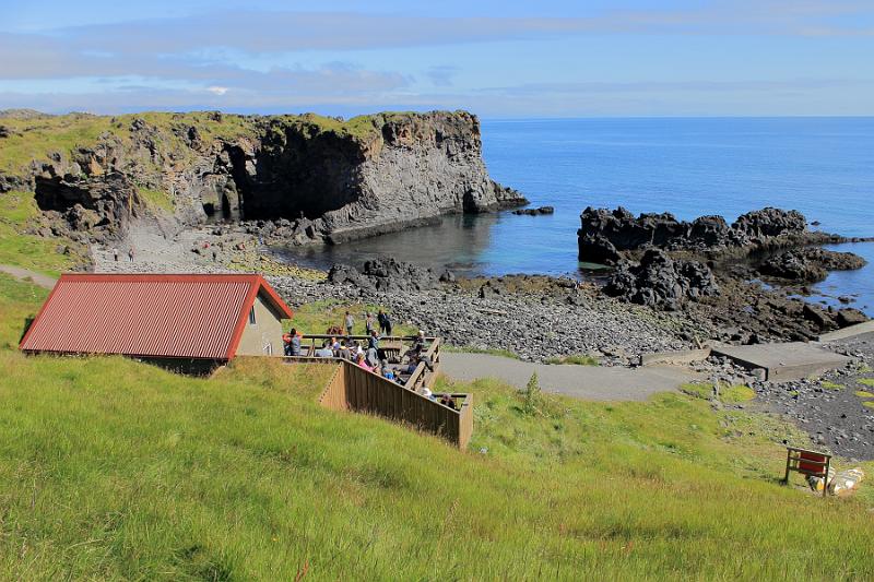 iceland770.JPG - Breakfast in a picturesque town of Hellnar  