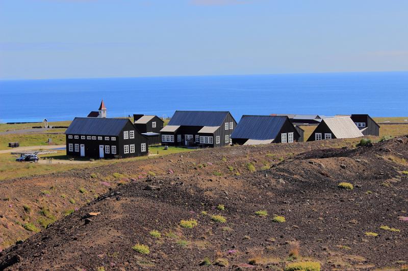 iceland772.JPG - Arnarstapi Cottages