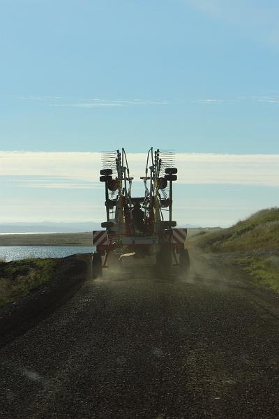 iceland796.JPG - On an Iceland road