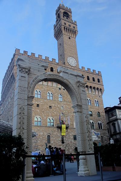 italy0234.JPG - Palazzo Vecchio, the city hall of Florence