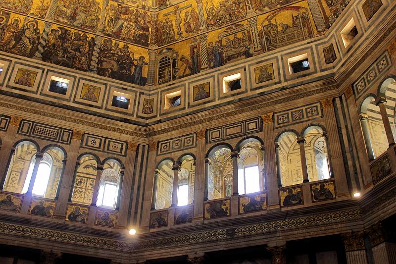 italy0264.JPG - Battistero di San Giovanni