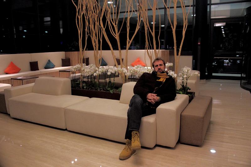 italy0001.JPG - In the loby of hotel