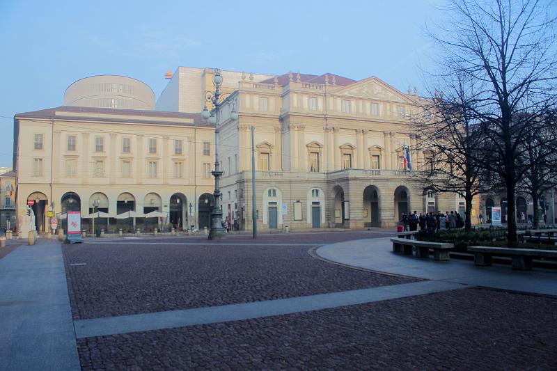 italy0008.JPG - La Scala