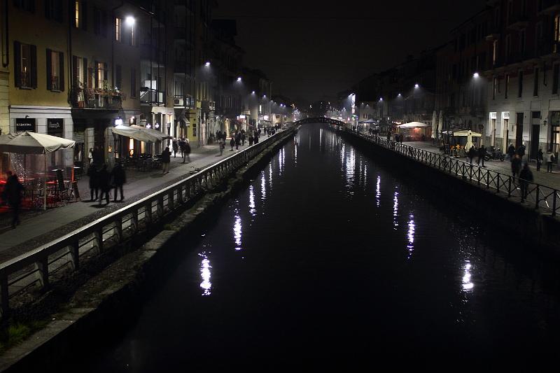 italy0059.JPG - Navigli Grand canal 