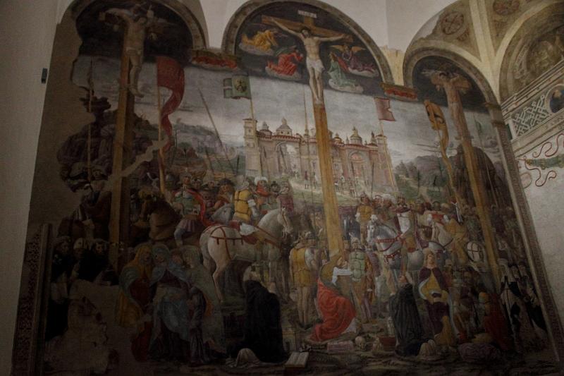 italy0070.JPG - Crucifixion, opposite Leonardo's Last Supper