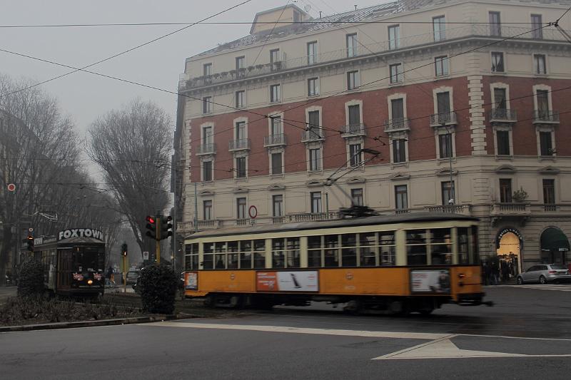 italy0073.JPG - Milano tram